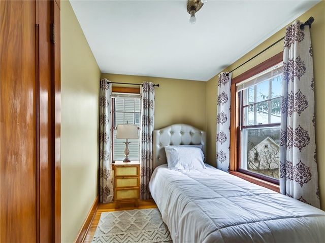 112 Maplehurst Road, Irondequoit, NY 14617