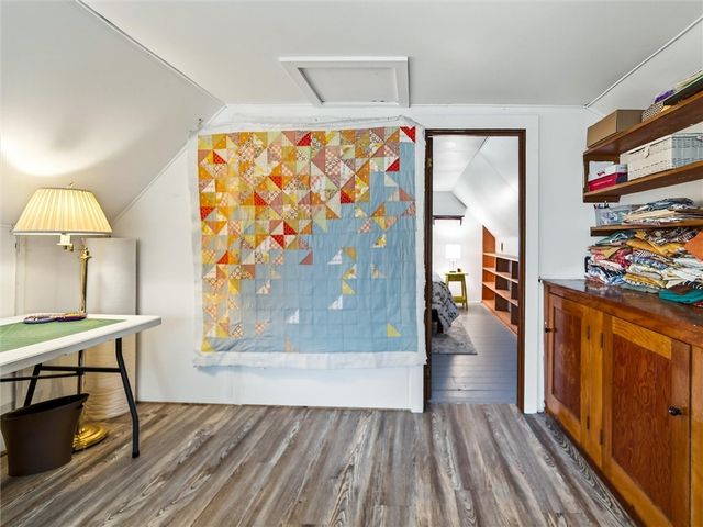 112 Maplehurst Road, Irondequoit, NY 14617