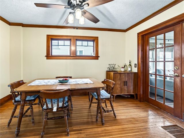 112 Maplehurst Road, Irondequoit, NY 14617