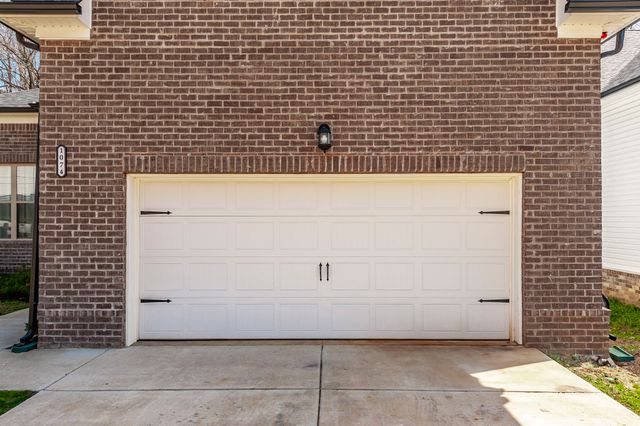 1074 Bear Branch Cir, Joelton, TN 37080