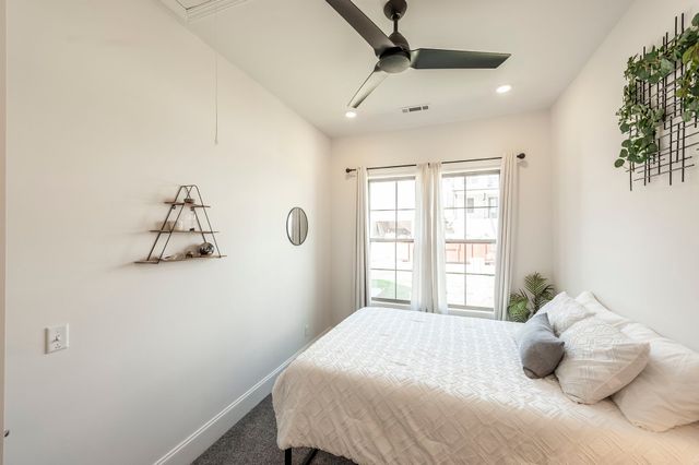1074 Bear Branch Cir, Joelton, TN 37080