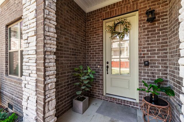 1074 Bear Branch Cir, Joelton, TN 37080