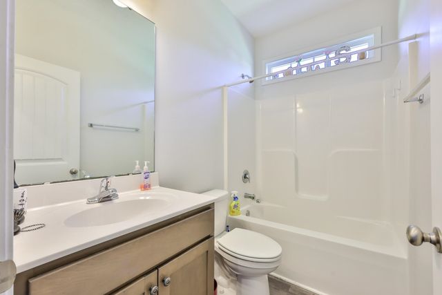 2804 Grassland Ln., Georgetown, SC 29440