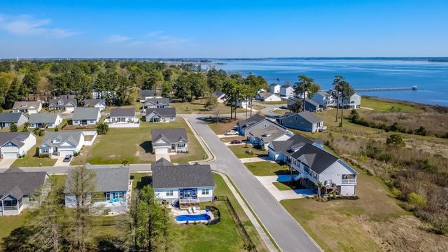 2804 Grassland Ln., Georgetown, SC 29440