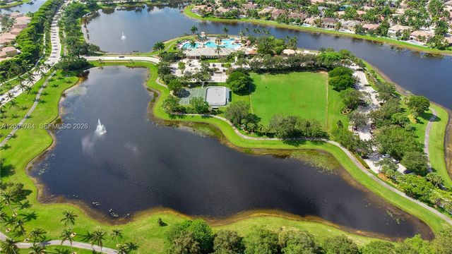980 Golden Cane Dr, Weston, FL 33327