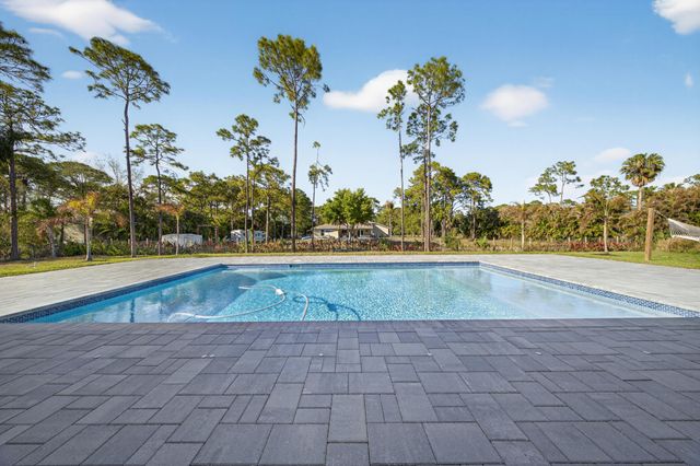 12683 67th Street N, West Palm Beach, FL 33412