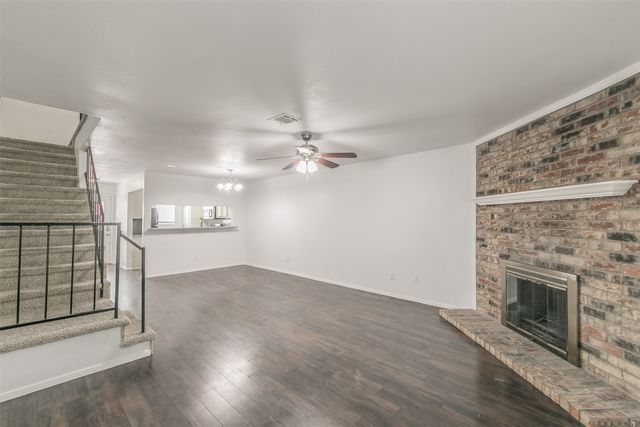 54 Abbey Road, Euless, TX 76039