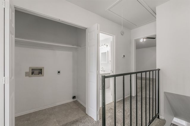 54 Abbey Road, Euless, TX 76039