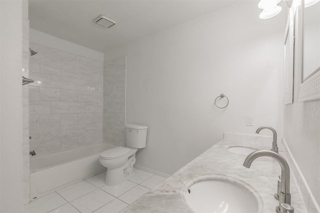54 Abbey Road, Euless, TX 76039