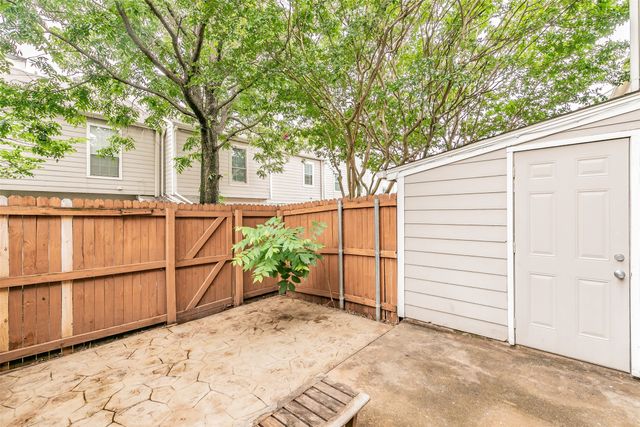 54 Abbey Road, Euless, TX 76039
