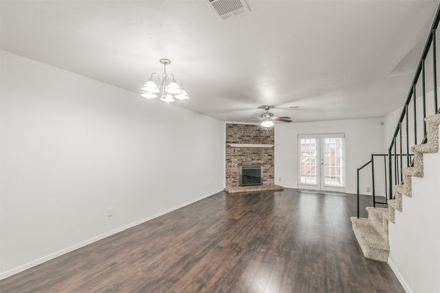 54 Abbey Road, Euless, TX 76039