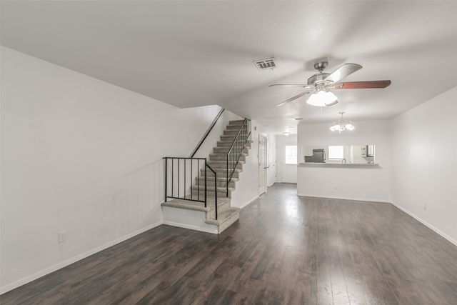 54 Abbey Road, Euless, TX 76039