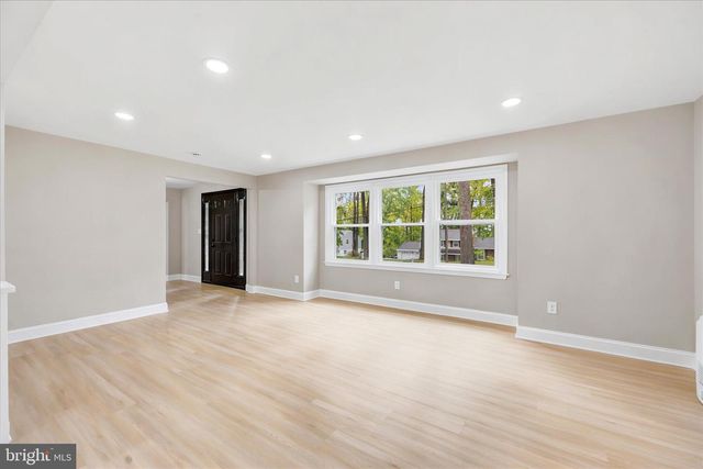 578 WESTWOOD DR, Downingtown, PA 19335