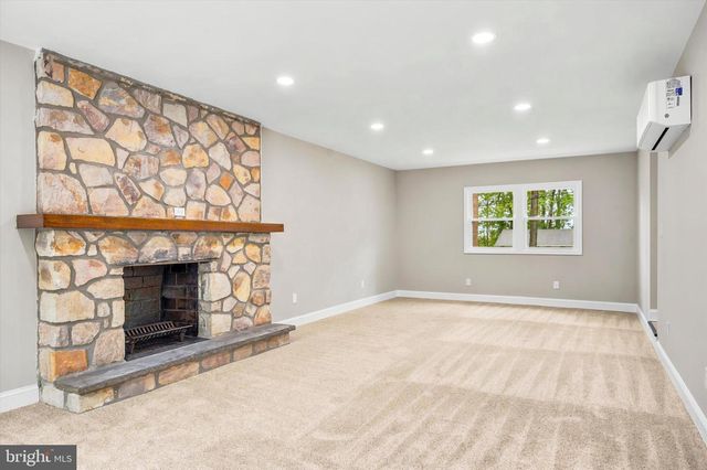 578 WESTWOOD DR, Downingtown, PA 19335
