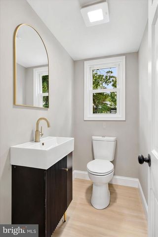 578 WESTWOOD DR, Downingtown, PA 19335