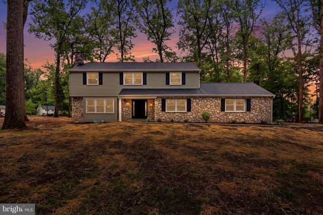 578 WESTWOOD DR, Downingtown, PA 19335