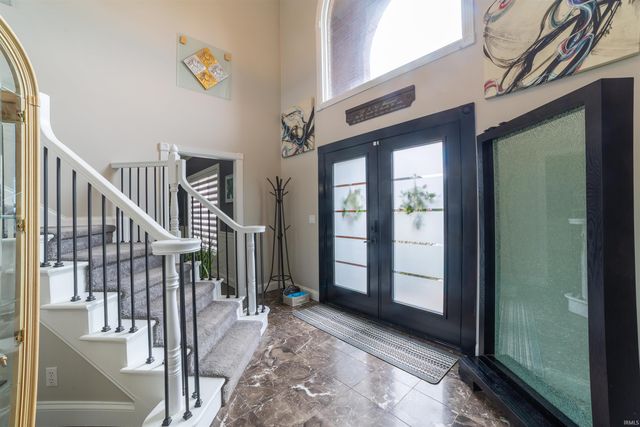 2177 Ledgewood Court, Newburgh, IN 47630