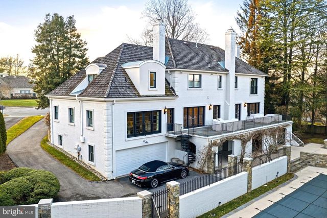 6202 VERNON PALMER CT, Mclean, VA 22101