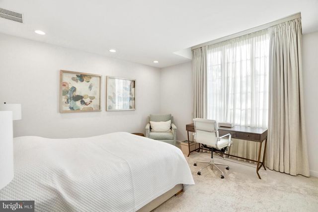 6202 VERNON PALMER CT, Mclean, VA 22101