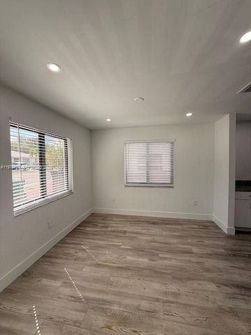 3609 SW 27th St 0, Miami, FL 33133