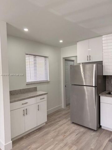 3609 SW 27th St 0, Miami, FL 33133