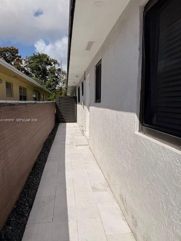 3609 SW 27th St 0, Miami, FL 33133