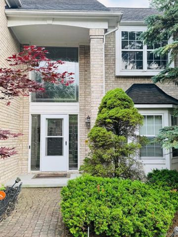 29301 Morningview, Farmington Hills, MI 48334