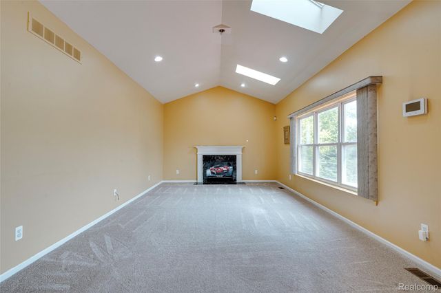 29301 Morningview, Farmington Hills, MI 48334