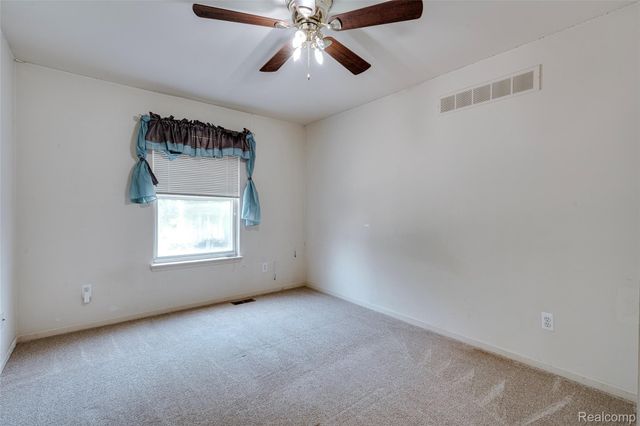 29301 Morningview, Farmington Hills, MI 48334