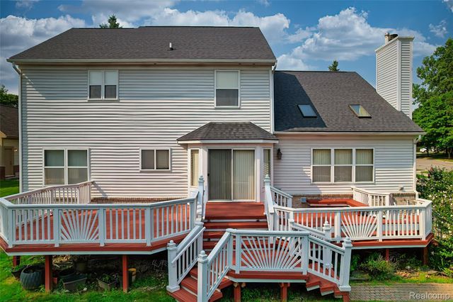 29301 Morningview, Farmington Hills, MI 48334