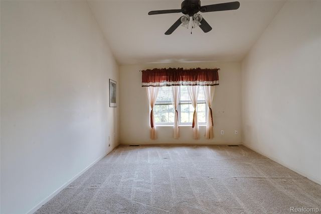 29301 Morningview, Farmington Hills, MI 48334