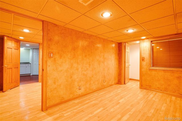 29301 Morningview, Farmington Hills, MI 48334