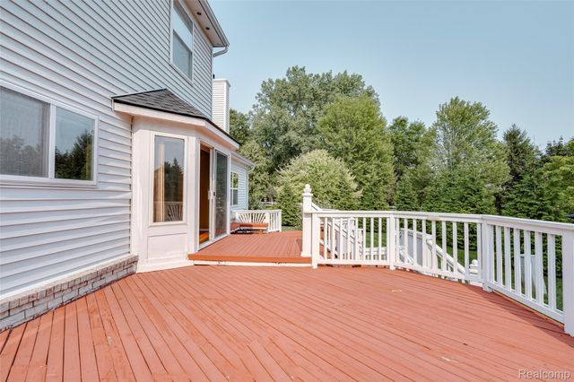 29301 Morningview, Farmington Hills, MI 48334