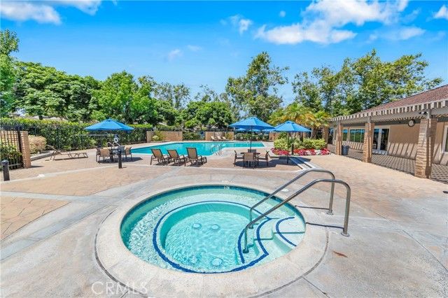 17294 Citron, Irvine, CA 92612