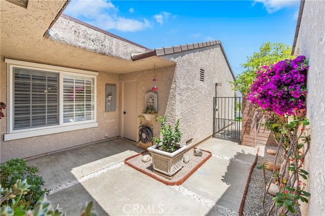 17294 Citron, Irvine, CA 92612