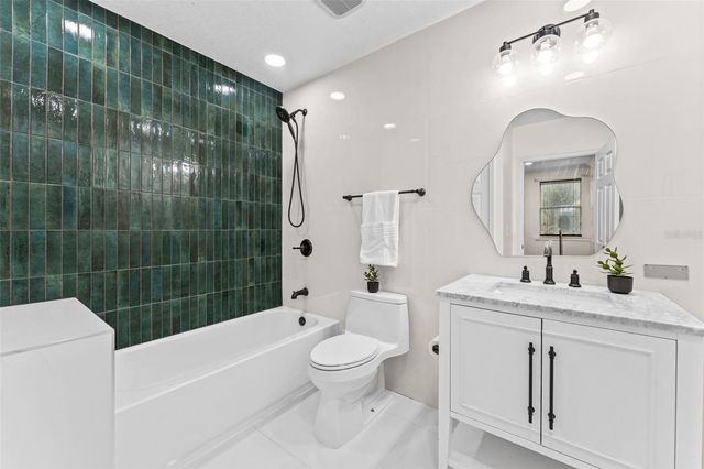 2611 PONKAN MEADOW DRIVE, Apopka, FL 32712