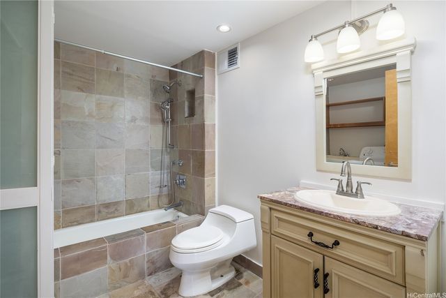 1350 Ala Moana Boulevard 2412, Honolulu, HI 96814