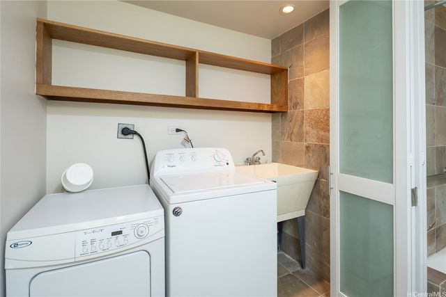 1350 Ala Moana Boulevard 2412, Honolulu, HI 96814