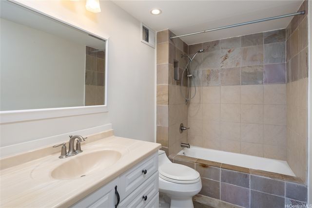 1350 Ala Moana Boulevard 2412, Honolulu, HI 96814