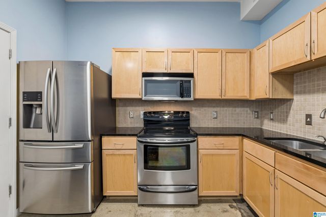 401 20th St S Apt 103, Birmingham, AL 35233