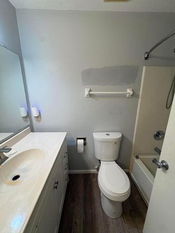 5173 Aquila Drive, 42D, Canal Winchester, OH 43110