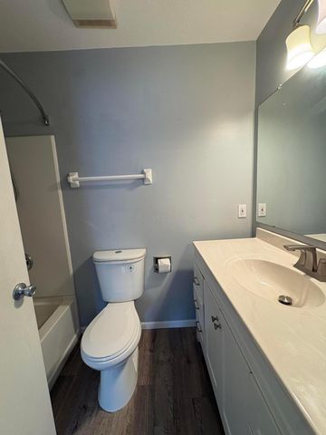 5173 Aquila Drive, 42D, Canal Winchester, OH 43110