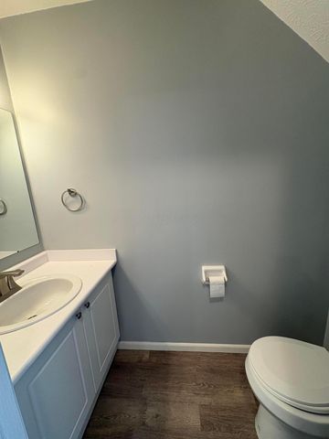 5173 Aquila Drive, 42D, Canal Winchester, OH 43110
