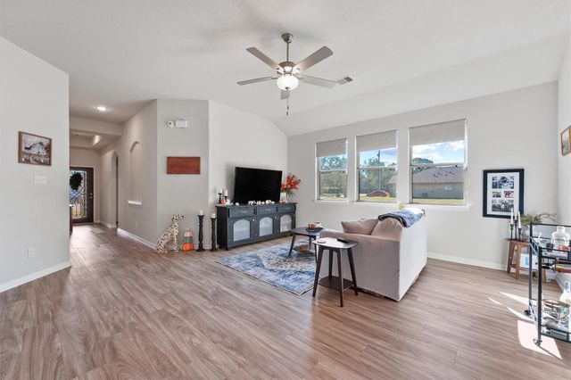 609 Burkett Street, Dayton, TX 77535