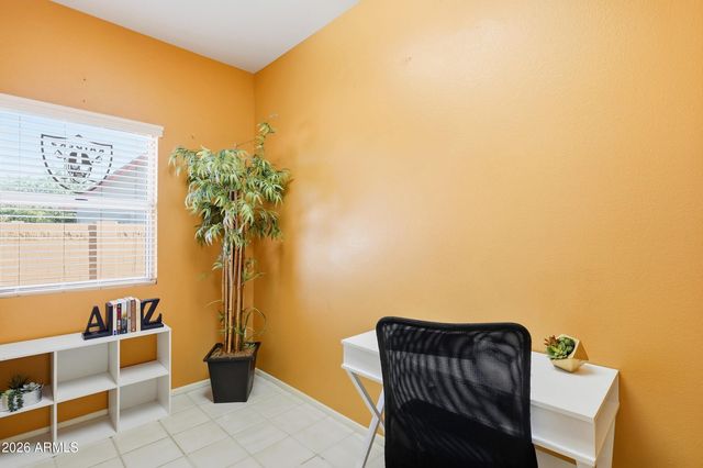 14832 W RAVENSWOOD Drive, Sun City West, AZ 85375
