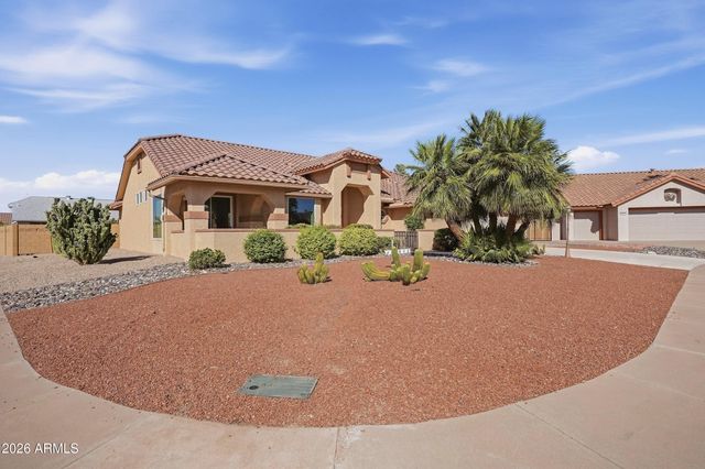 14832 W RAVENSWOOD Drive, Sun City West, AZ 85375