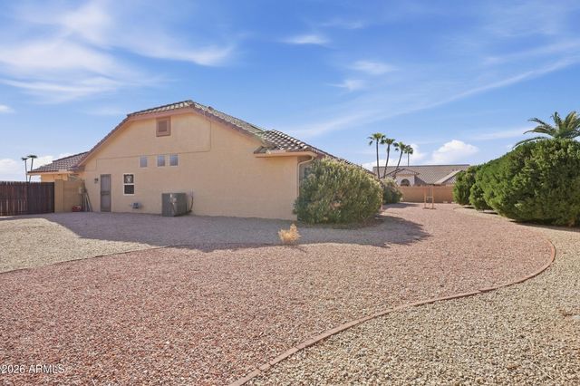 14832 W RAVENSWOOD Drive, Sun City West, AZ 85375
