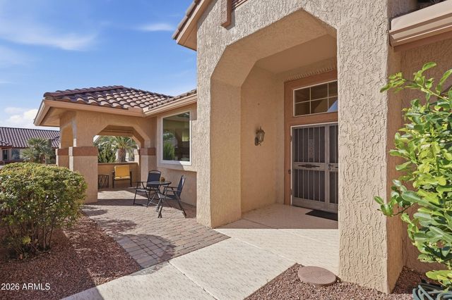 14832 W RAVENSWOOD Drive, Sun City West, AZ 85375