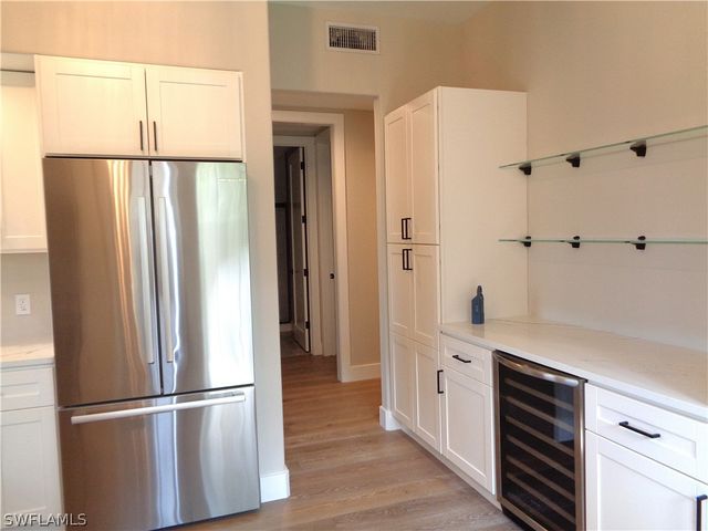 825 Regency Reserve CIR 3701, Naples, FL 34119