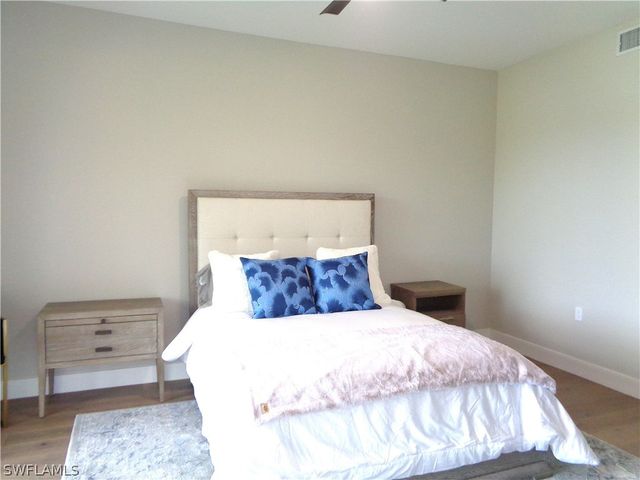 825 Regency Reserve CIR 3701, Naples, FL 34119